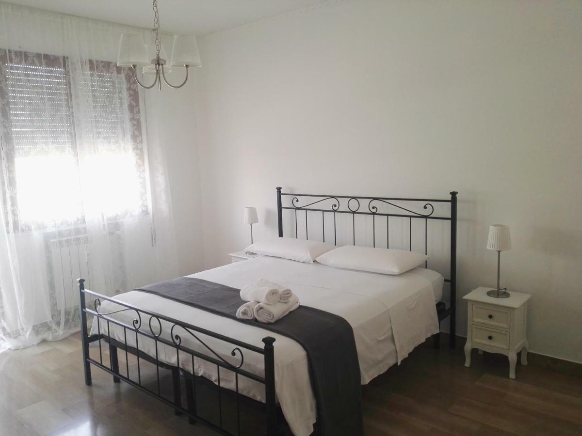 Casa Da Ilaria Hotel Sottomarina Ngoại thất bức ảnh