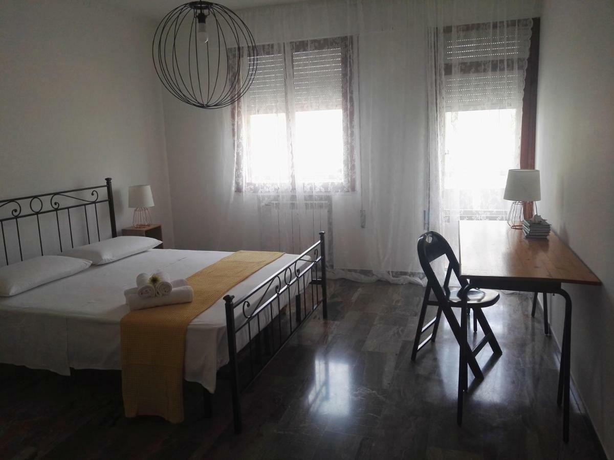 Casa Da Ilaria Hotel Sottomarina Ngoại thất bức ảnh