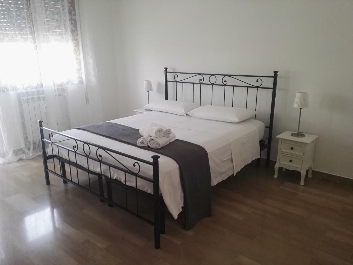 Casa Da Ilaria Hotel Sottomarina Ngoại thất bức ảnh