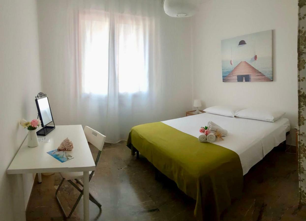 Casa Da Ilaria Hotel Sottomarina Ngoại thất bức ảnh